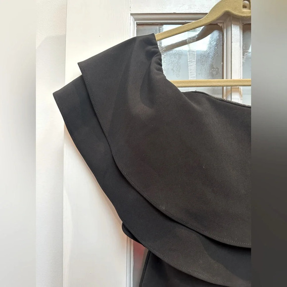 Parker Black Label Bloomingdale’s Off The Shoulder Formal Cocktail Dress Size 2 - Picture 3 of 13